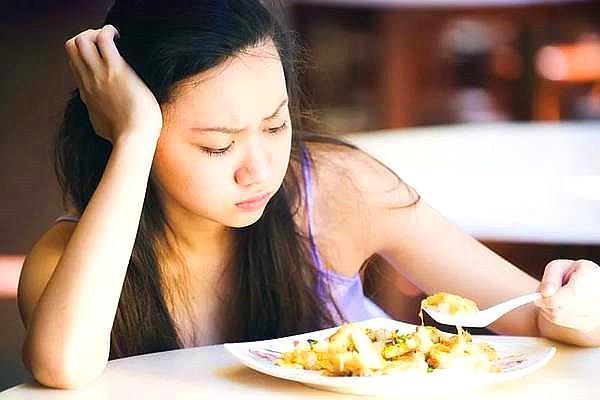 婆婆生日全家聚餐！「只有長媳1人下廚」卻被嗆：外人別上桌　5天後「長媳回嗆1句話」婆婆痛哭認錯