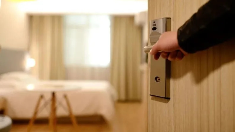 為照顧生病外婆！他學生時期舊物「被媽全丟光」　怒吼「不會再回這個家」網卻一面倒：白養了