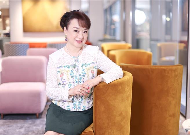 翁倩玉將返台！暌違多年「力邀初戀哥哥」合體亮相　鬆口笑認「我是2孩子的媽」