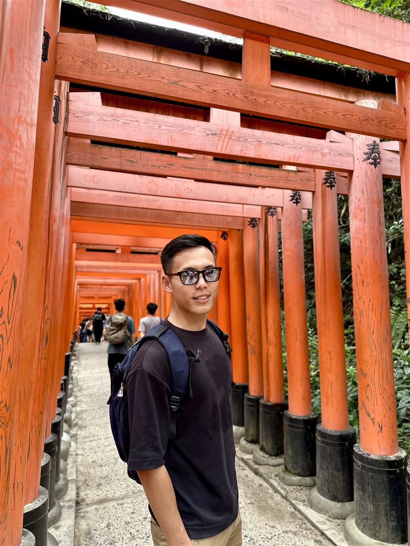 想找他報案！高雄天菜員警「陽光帥氣顏值」網全暴動　私下「日常照片曝光」：目前還單身❤️