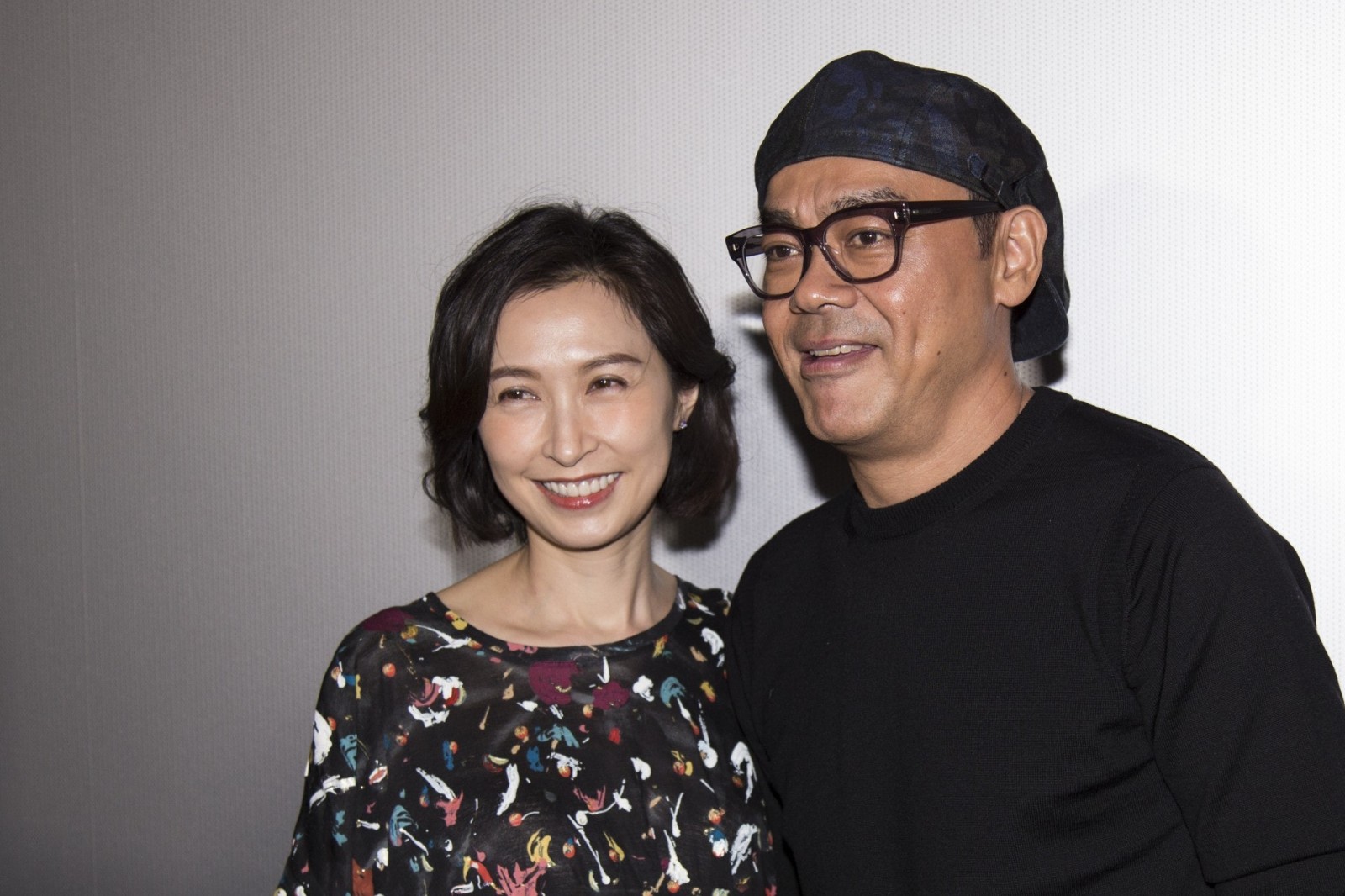 登山巧遇「59歲大咖影帝」親切無架子！ 網讚越老越帥「老婆素顏也絕美」根本神仙眷侶