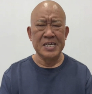 詐騙集團首腦慶生！祝壽影片「驚見75歲大咖男星」　他點頭認了「為了拿錢沒辦法」：請原諒我