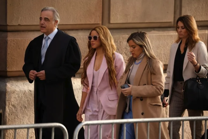 48歲歌后「達成認罪協議」震驚演藝圈 「掏出2.5億」淚求減刑:還有小孩要養...