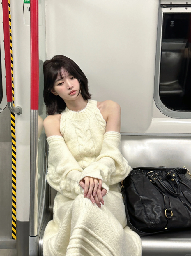 好想要搭訕！搭車遇到「短髮氣質美女」不輸雜誌模特兒　本尊「初戀系絕美臉蛋」笑容太治癒