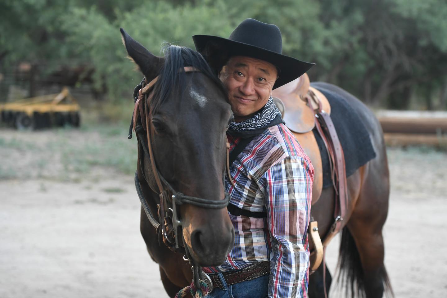 當年為愛隱退!邰智源「年年霸氣寵妻」私下面曝光 當貴婦30多年「罕同框台大學霸兒」