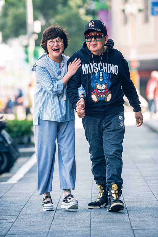 秀場天王驚傳「跌倒受傷」緊急入院　好友紀寶如證實「最新病況」