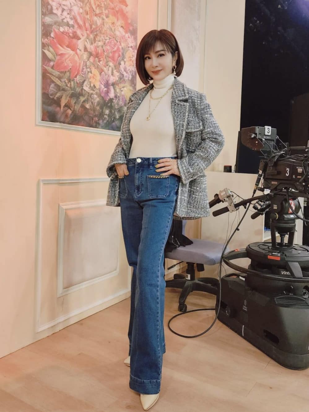 背後環抱他!陳美鳳「突曝光母子合照」藏滿滿洋蔥 讚他孝順有禮「竟是歌壇大咖」