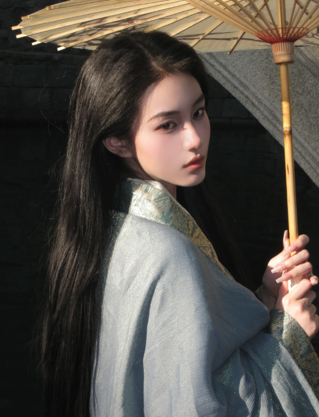 來自過去的浪漫!網路瘋傳「復古黑白老照片」韻味十足 真實身分曝光「優雅仙氣模樣」美翻