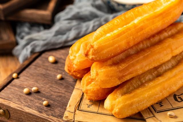 「4種早餐」是傷肝王！每一口都像用「鋼絲球刮肝」，很多人卻每天都吃：快停止