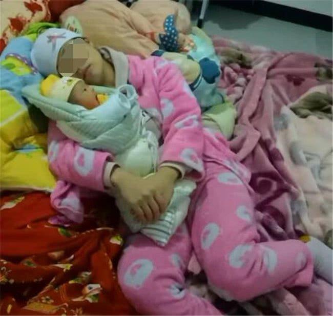 妻子產後像「變了個人」！丈夫覺得可疑，提前回家看到場面「很難受」：是我對不起她