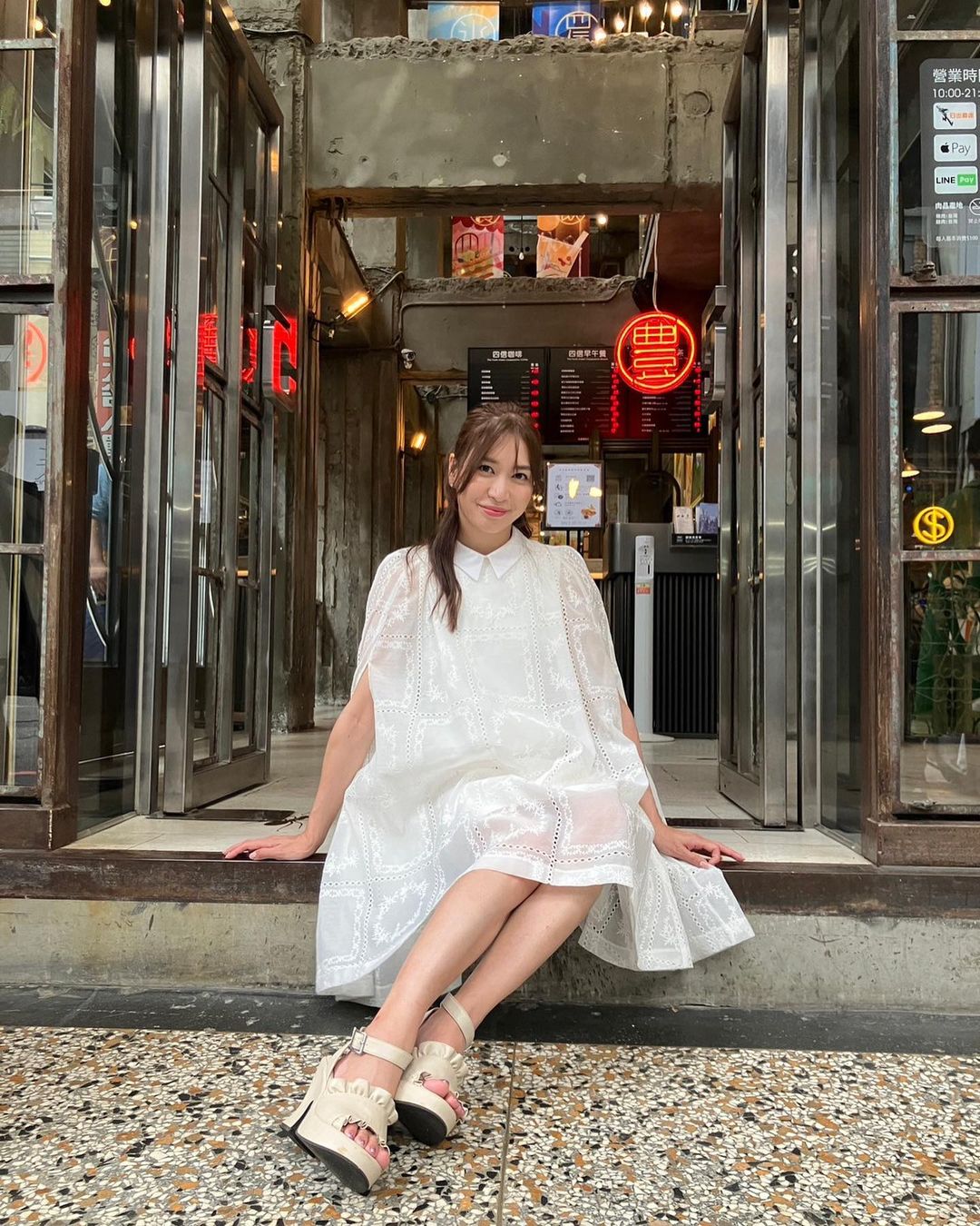 病況加劇！36歲女星「突宣布動手術」崩潰：暫時無法說話　苦嘆「年輕時過度使用」沒好好治療
