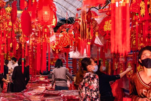 快過年了！婆婆提前打來「要我安排年夜飯食材」指定我煮　正苦惱該如何拒絕「老公先出聲了」