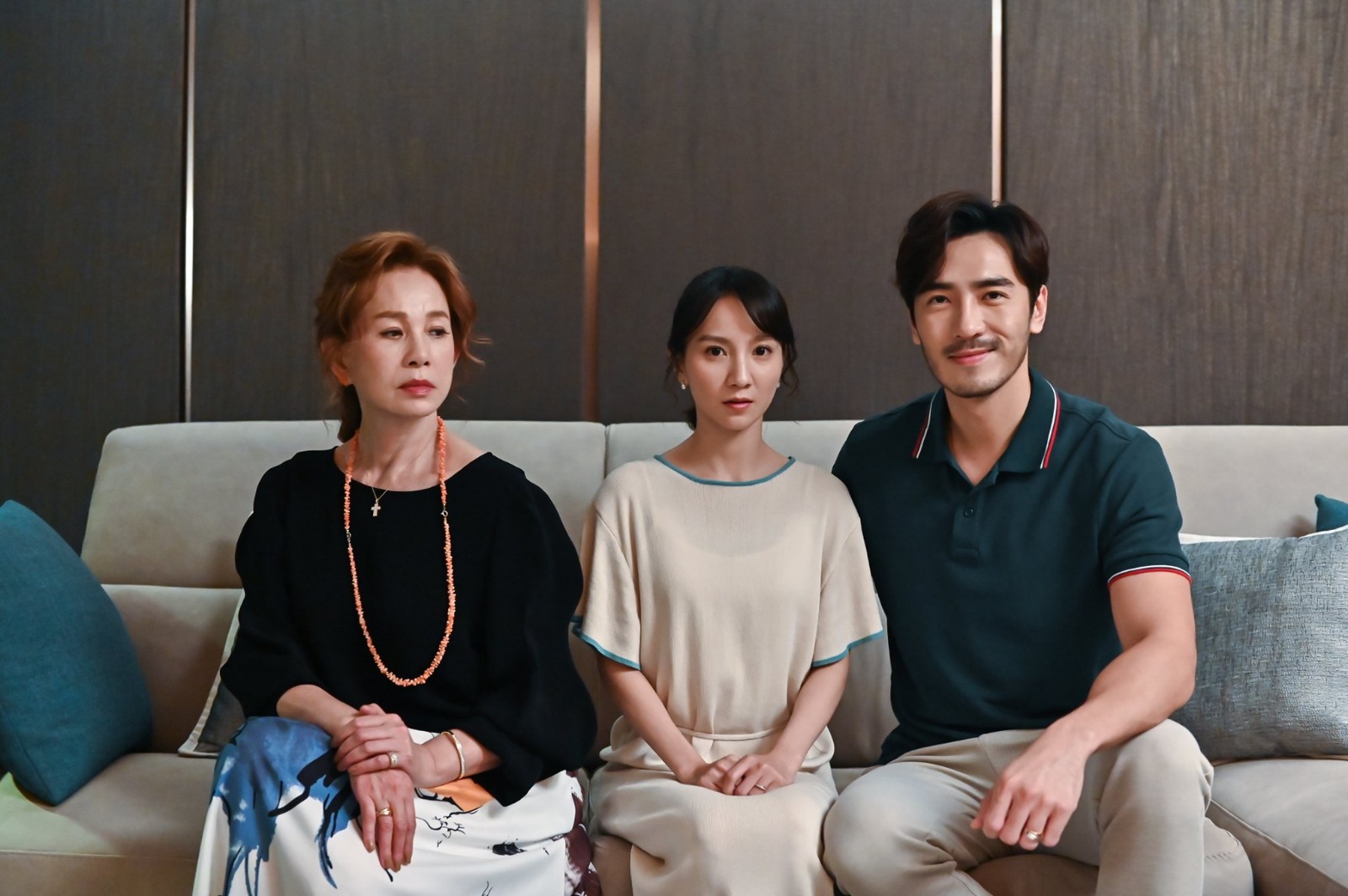 快過年了！婆婆提前打來「要我安排年夜飯食材」指定我煮　正苦惱該如何拒絕「老公先出聲了」