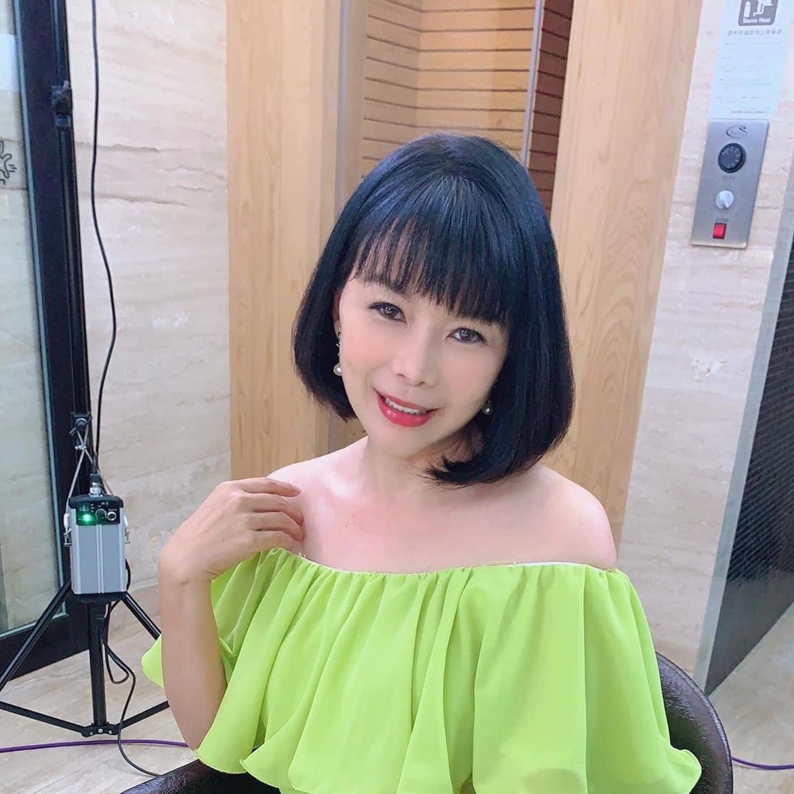 演三級片爆紅！《戲說》女星「從良嫁人又離」成單親媽　爆料房事不合「晚上是鄰居」