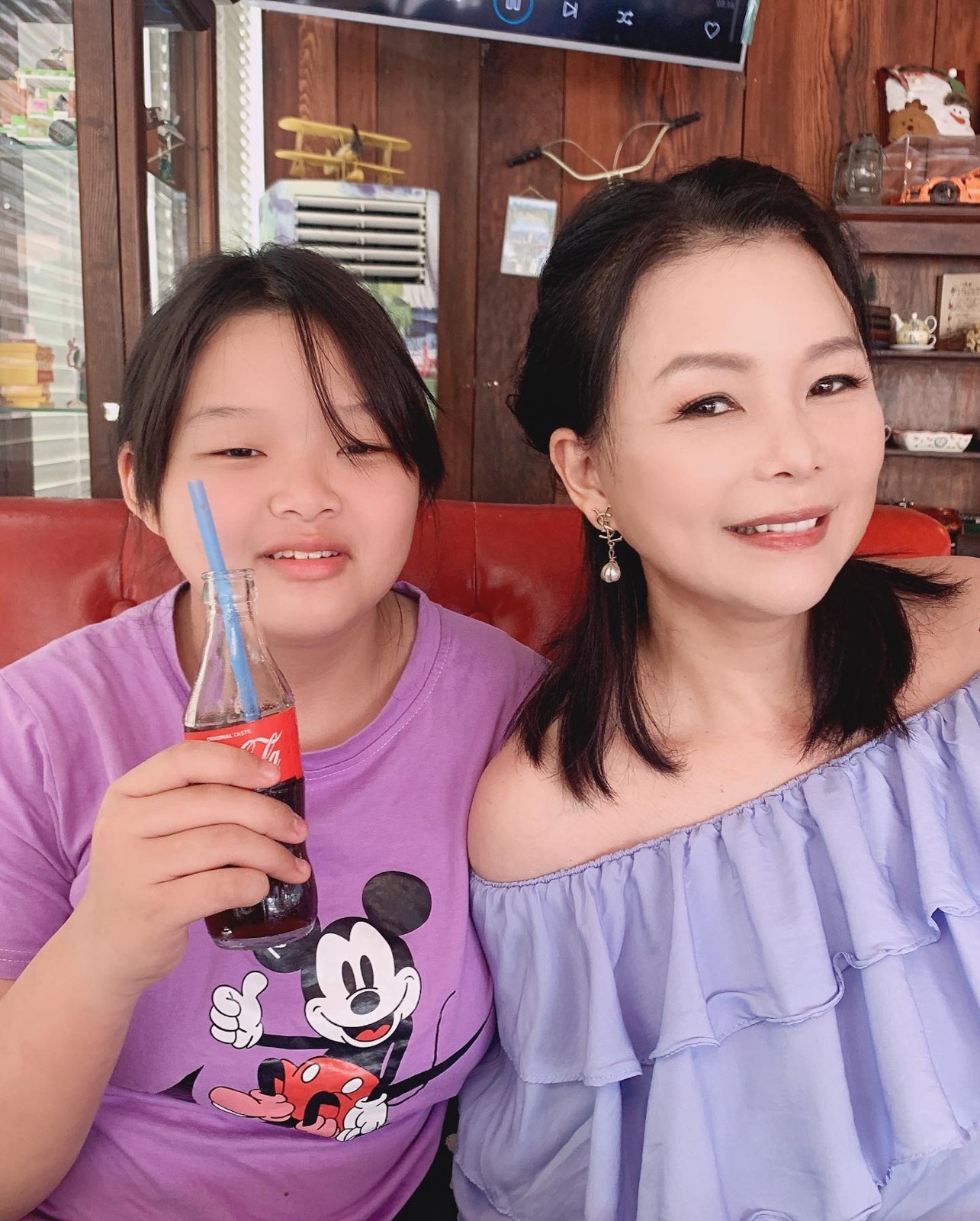 演三級片爆紅！《戲說》女星「從良嫁人又離」成單親媽　爆料房事不合「晚上是鄰居」