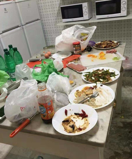 「剩飯剩菜」倒掉太浪費？教你施食法：每次念7遍「6字神咒」　功德大到三道眾生都幫你