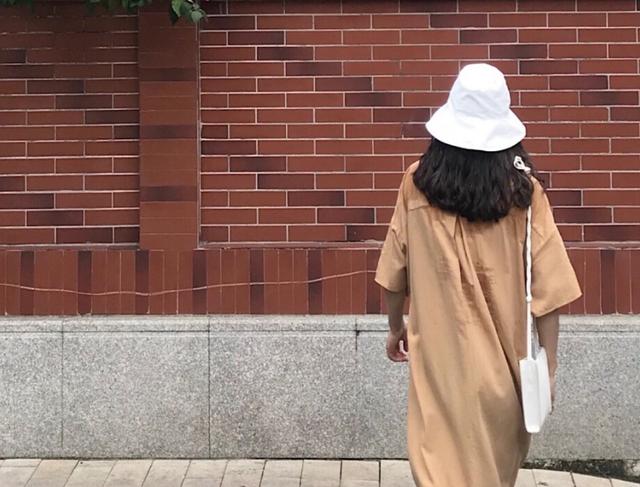 我是獨生女！爸爸卻重男輕女「從小就比較寵我堂哥」　堂哥要結婚「他大方給100萬」我媽忍不住出手了