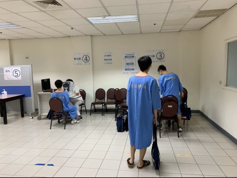 為了逃兵！當紅男星遭抓包「假裝輕度智障」　演技竟騙過醫生「遭到法院判刑」