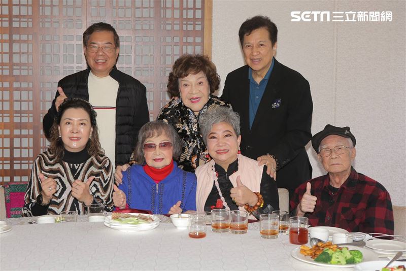台灣名導跌到送醫！90歲高齡「驚傳病危」殯儀館已待命　哽咽「奇蹟式復活」現況曝光