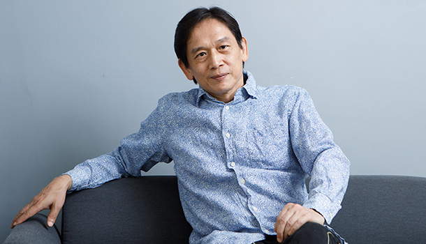 才爆病重失婚！62歲金曲歌王「驚傳血氧剩89」緊急送醫　發高燒「全身癱軟無力」病況曝光　