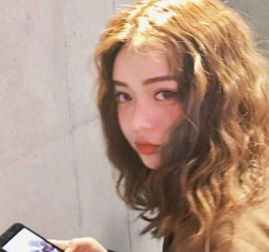 悲傷都往自己肚裡吞！外表強勢無比「但其實內心很脆弱」的3星座女：第2名常常被人誤會
