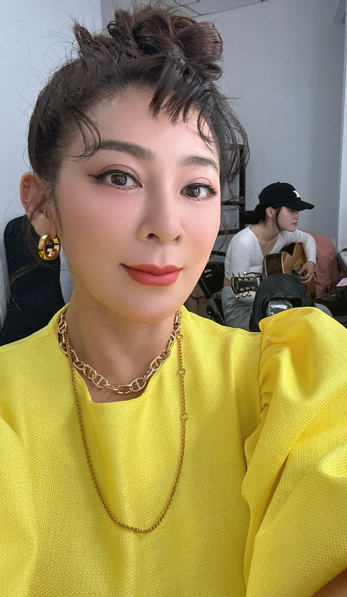 尪昔爆偷吃女員工！王彩樺淚曝「老公消失3個月」遭禁用手機　農曆年「全家無法團圓」：真的好捨不得