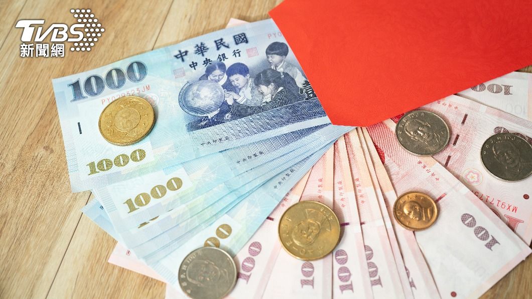 月入6萬！他吃住靠家裡「被媽討2千孝親費」　不爽喊「養我是義務」網酸：生你有夠衰