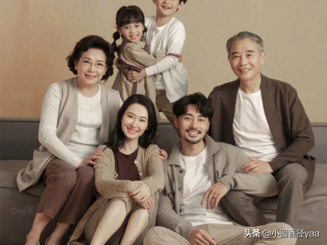 爸媽把房間給姐姐姐夫住！我只能睡客廳「婚事差點黃了」　如今卻上「我家來養老」我回一句話：被罵是白眼狼