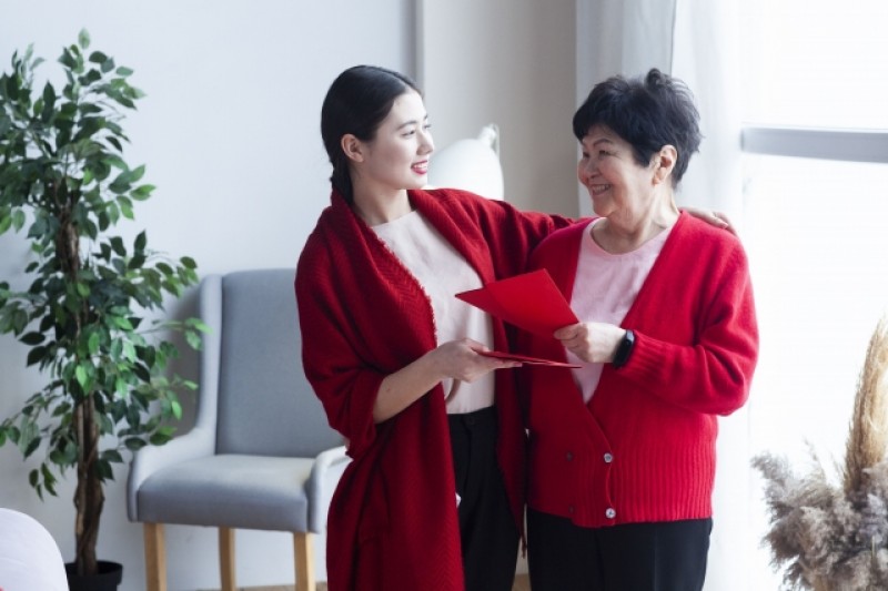 28年都在婆家過年！剛退休「這次決定回娘家團圓」　婆婆母子聯手「徹底揭穿真面目」