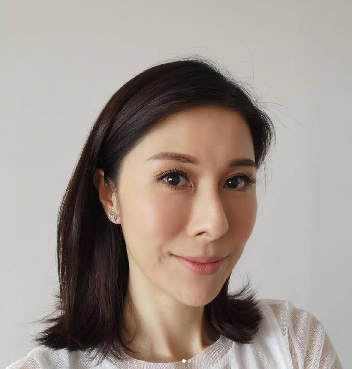 輕生離世1個月！47歲女星「住所淪凶宅」老公急賣房　寧可「砍價4千萬」出售：價格驚人