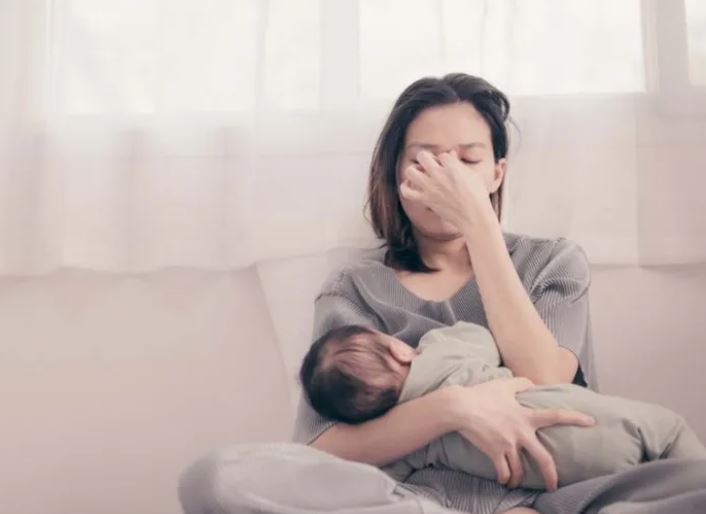 尪變怪怪的！人妻發現「他又偷吃同一女」超崩潰　孩子都生了「網勸1招先別離」