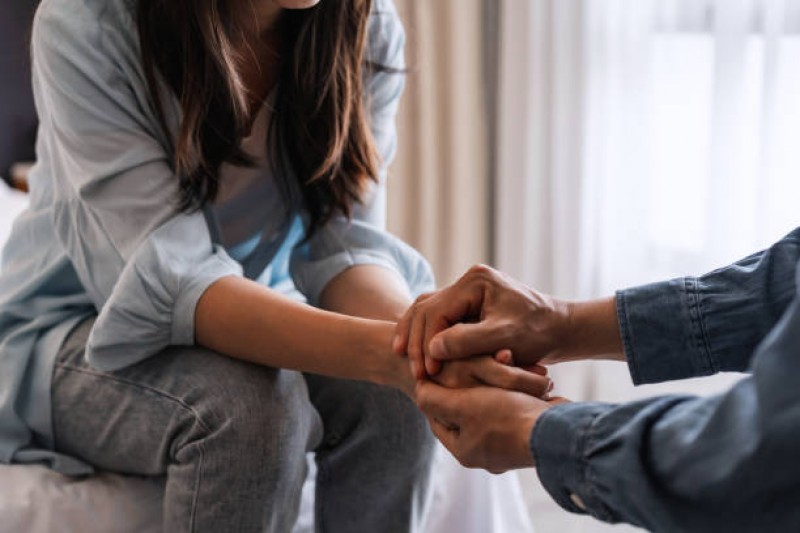 尪變怪怪的！人妻發現「他又偷吃同一女」超崩潰　孩子都生了「網勸1招先別離」