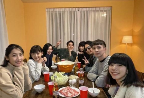 不敵寒流低溫！大咖女星驚傳「冷到昏倒」　嚇壞眾人「當場急救」現況曝光