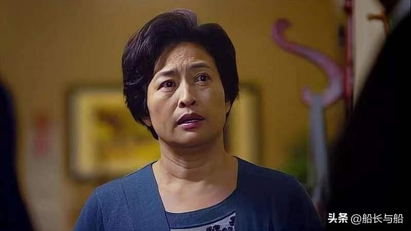 老伴離世後！遠嫁的獨女「接我去女婿家過年」　吃年夜飯「竟然不讓上桌」我氣急做了一件事：再也不來了