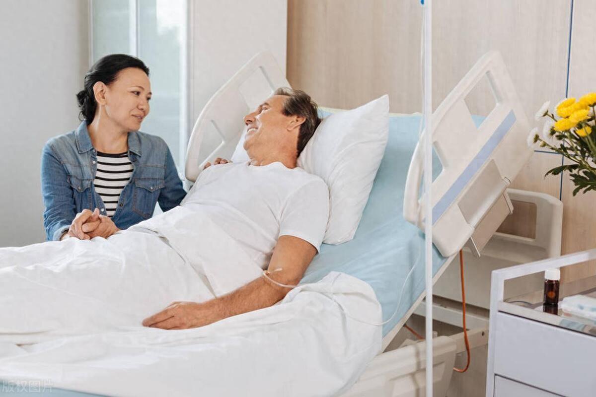 ​父親生病我任勞任怨照顧！他去世後「娘家拆遷4套房」沒我份　母親生日我沒回去「卻收到弟弟的禮物」我留下眼淚