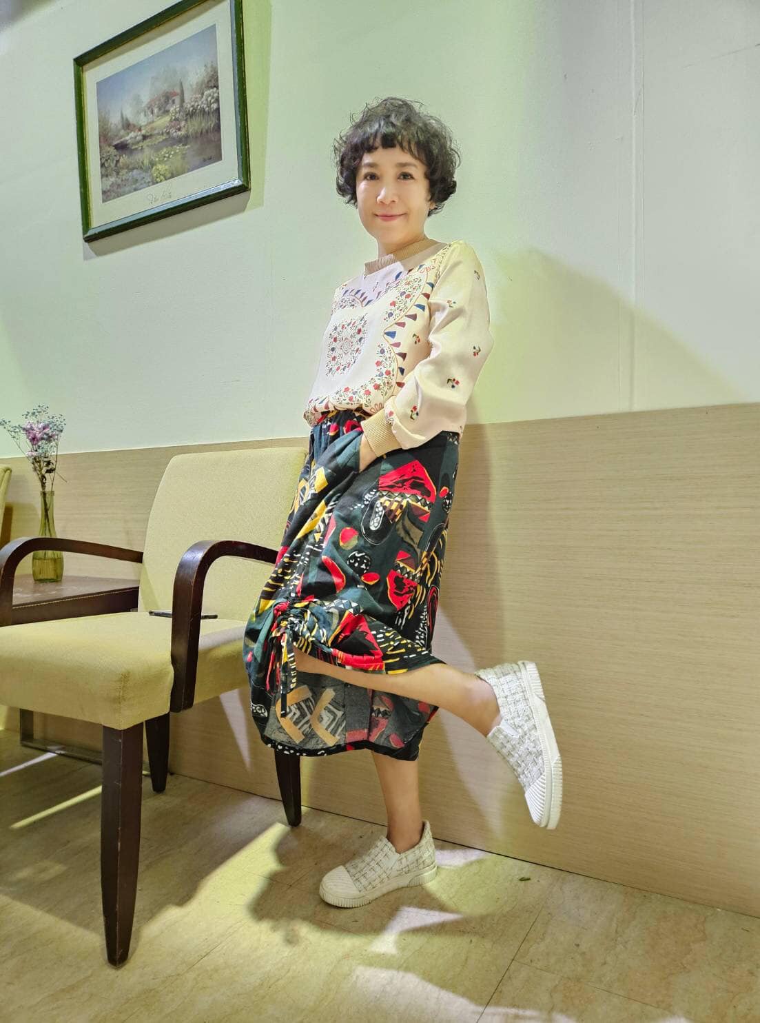 53歲女星「去市場買2片甜糕」結帳時嚇傻　好奇問「是我不懂行情」網嘆：不標金額最可怕