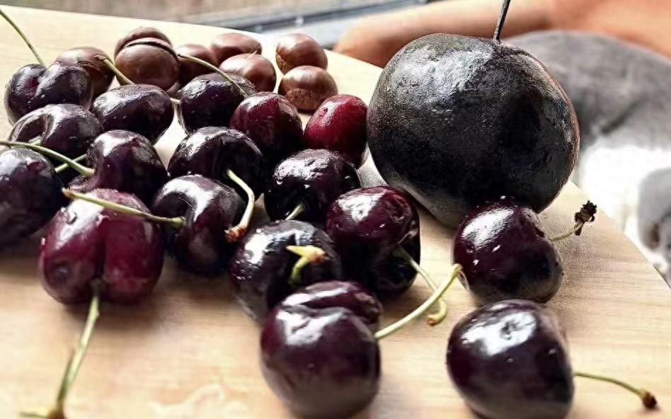 俗話說:「除夕三不擺,馬年禍不興」!除夕夜「3種水果」別上桌 「不吉利」還容易鬧笑話