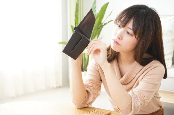 大哥年前失業！媽媽逼她「紅包多準備一份」：當哥哥包的　全網傻眼「戳破寒心真相」