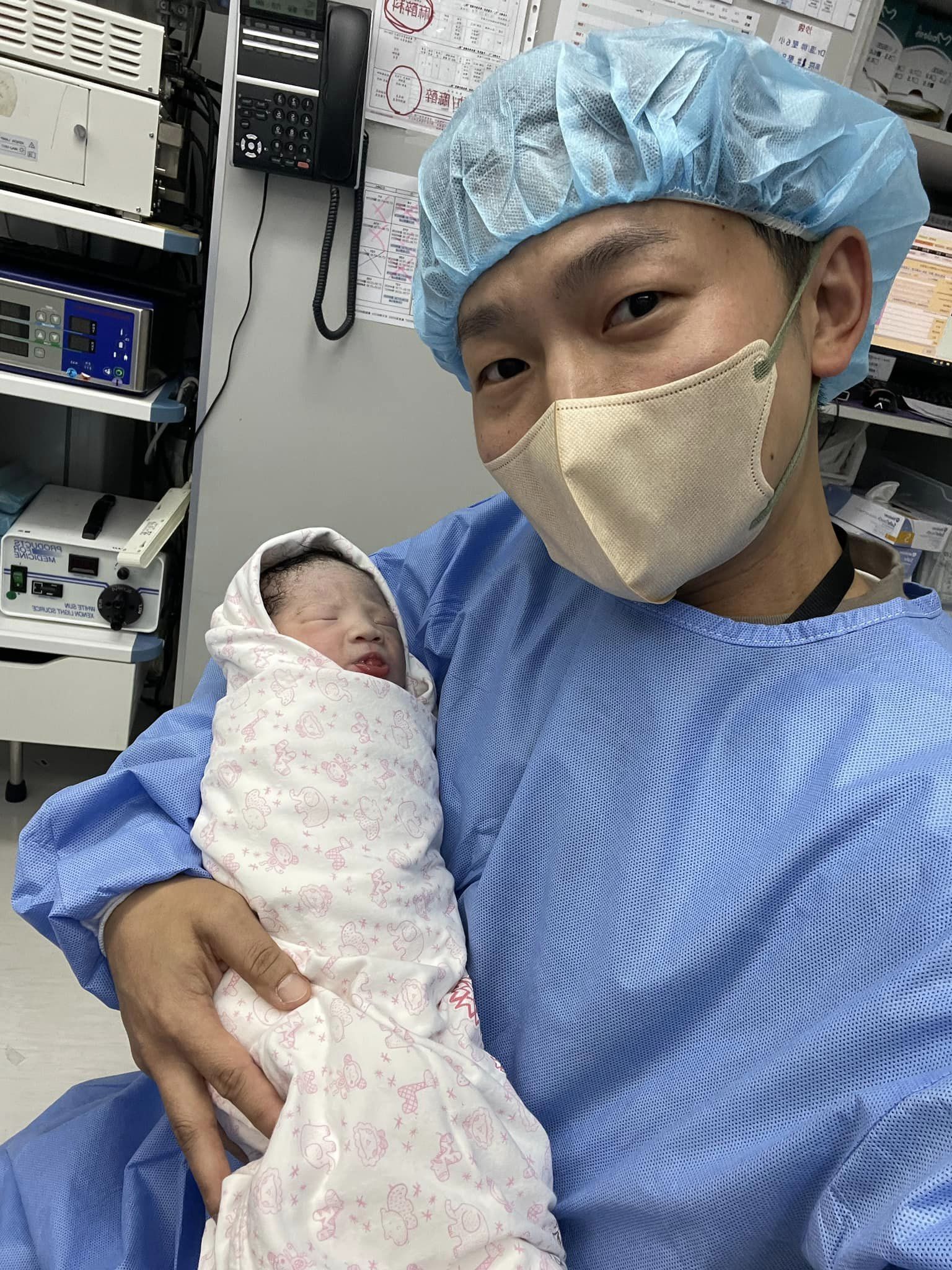 恭喜！35歲八點檔男星「老婆二胎順產」　淚謝「前世情人完美落地」：太偉大❤️