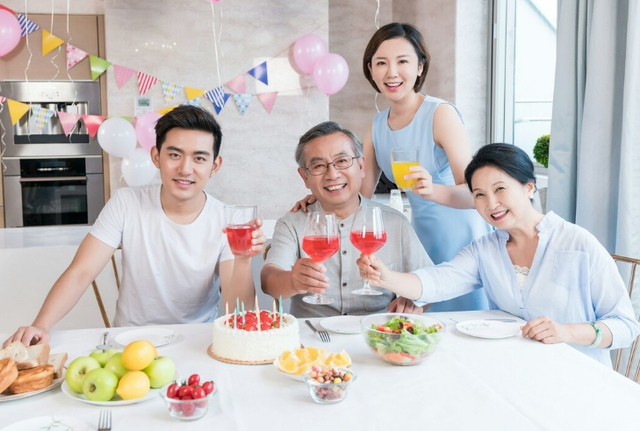 爸爸65歲大壽後！我真的越來越討厭他　嘴裡「常掛三句話」