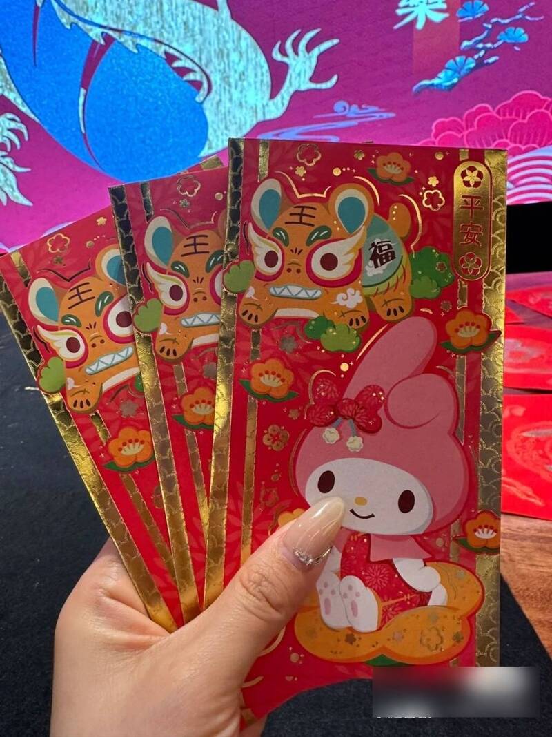 周潤發喊他哥！一代大俠「被粉絲巧遇」親切合影　追了兩條街「1舉動超暖心」