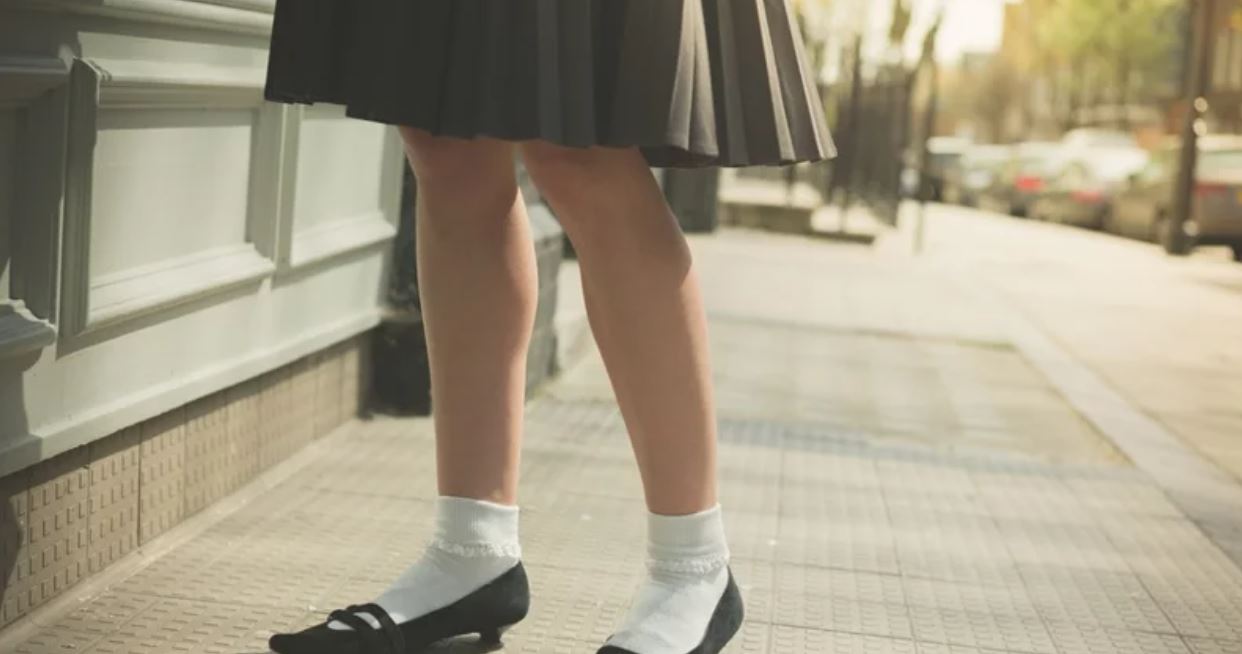 偷嚐禁果！國中兒「搞大女同學肚子」父母急求助　傻問「怎麼規避責任」網罵：垃圾家長