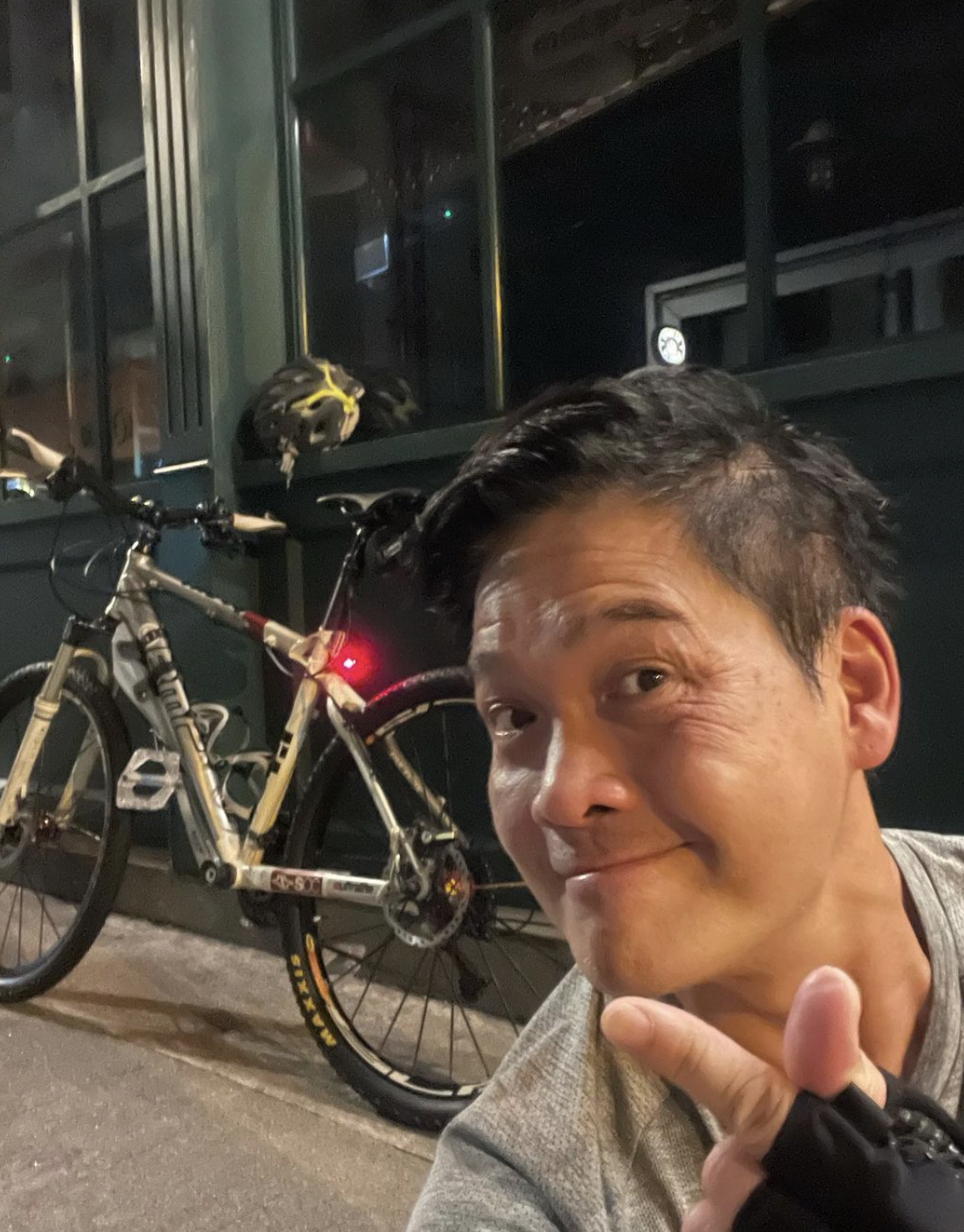 快訊／資深男星驟逝！突腹瀉、腳抽筋「送醫當日不治」　前2天求婚成功「未婚妻悲曝心聲」