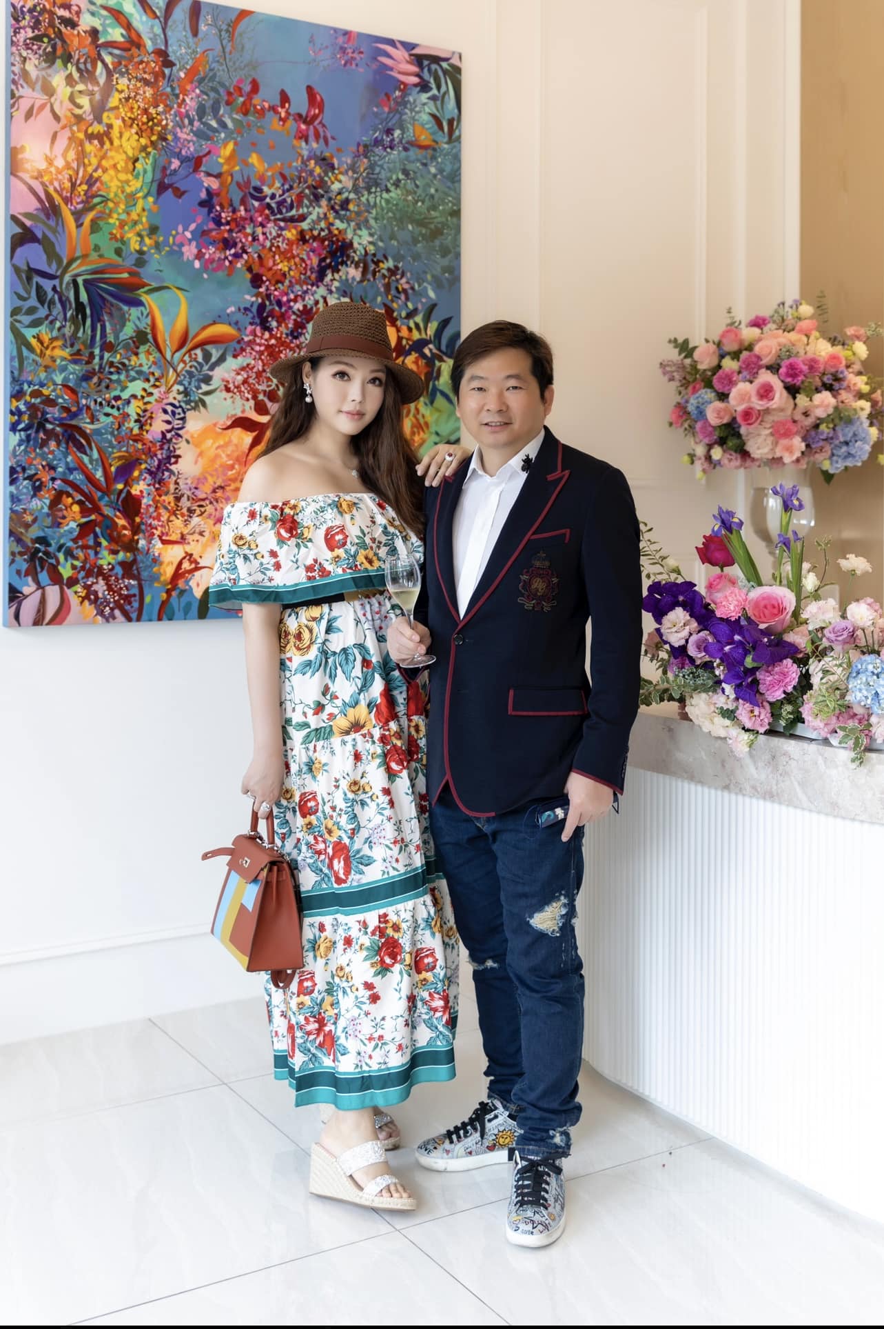 婚後退出演藝圈！女星年前「40歲高齡生下2胎」　生下10億接班人「老公驚喜大禮犒賞」甜喊：再生第3胎