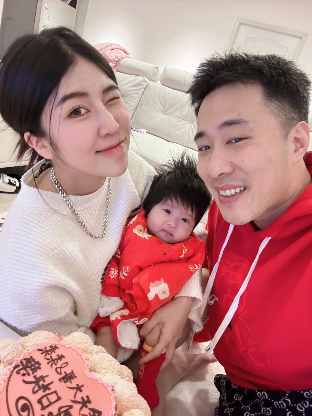 升格爸媽首過年！余祥銓爆「跟老婆激烈衝突」　她怒嗆「吃完藥就不管」：孩子丟給我