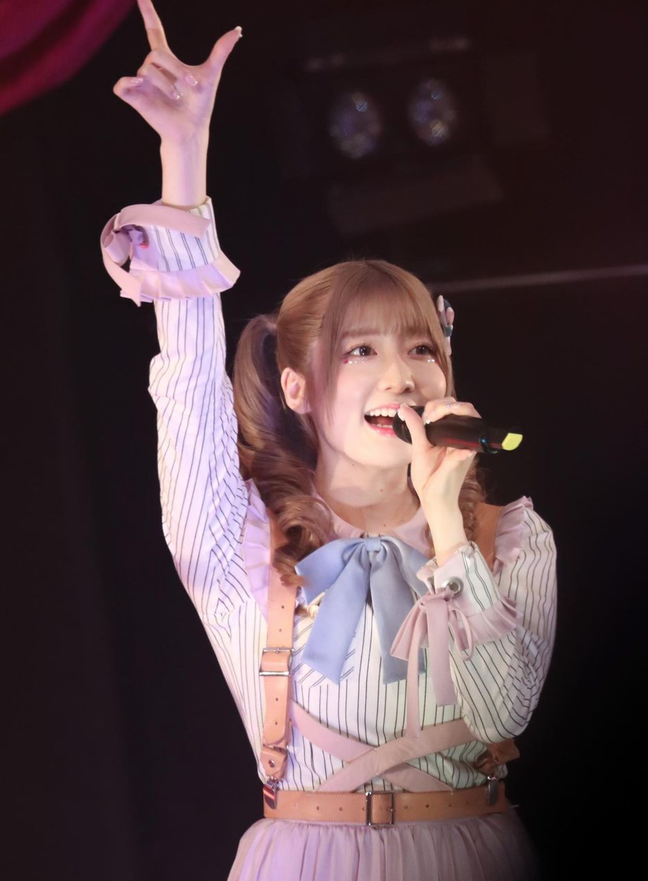 初一震撼彈！當紅女星「宣布退出演藝圈」粉絲哀嚎　認了「全是為了他」鬆口引退原因