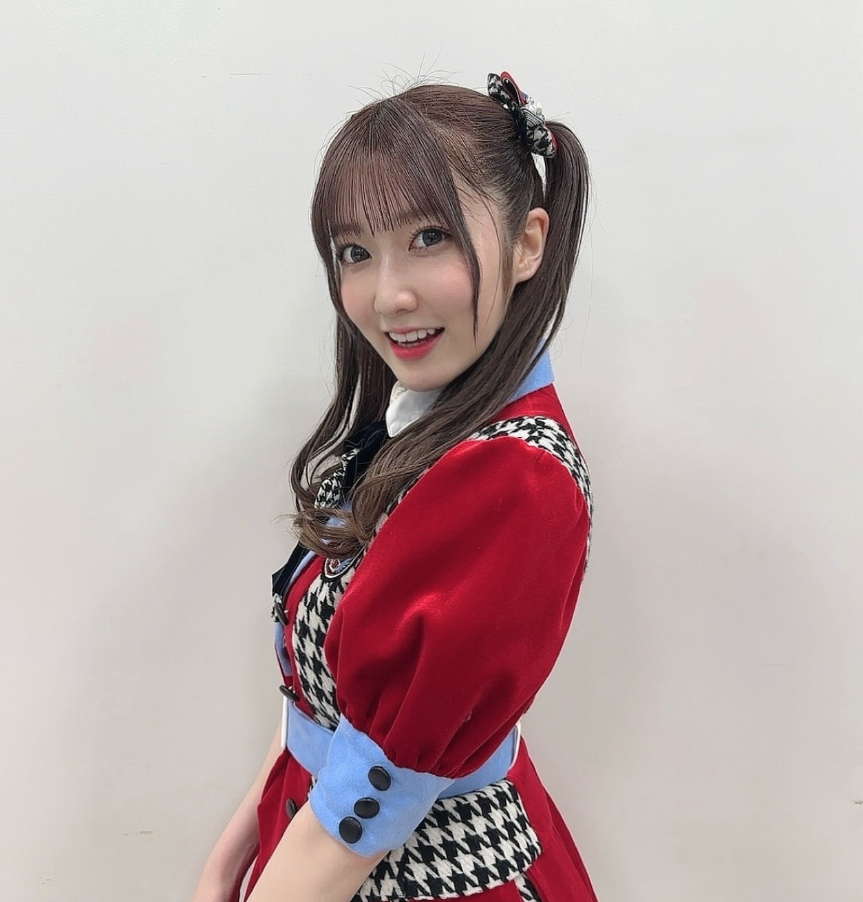 初一震撼彈！當紅女星「宣布退出演藝圈」粉絲哀嚎　認了「全是為了他」鬆口引退原因