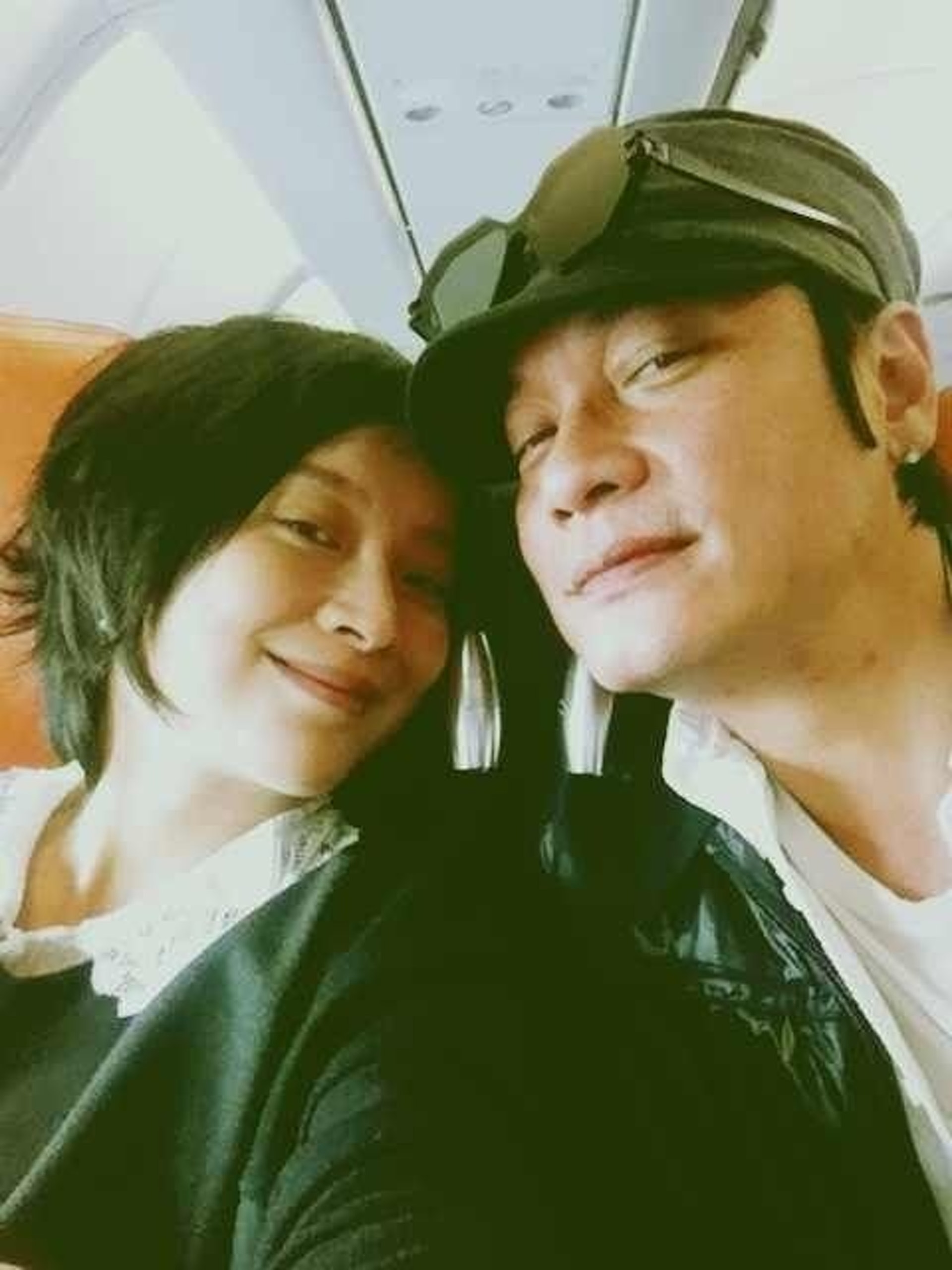 屢傳癌末病危！61歲大咖視帝「過年曬旅遊照」　「眼袋掉到鼻子」粉絲全擔憂：太操勞
