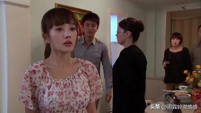 接母親到家裡過年！7天不到「一家三口只剩一口」　我「撞見客廳一幕」痛哭：媽您快走吧