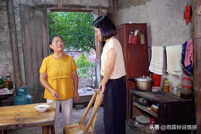 接母親到家裡過年！7天不到「一家三口只剩一口」　我「撞見客廳一幕」痛哭：媽您快走吧